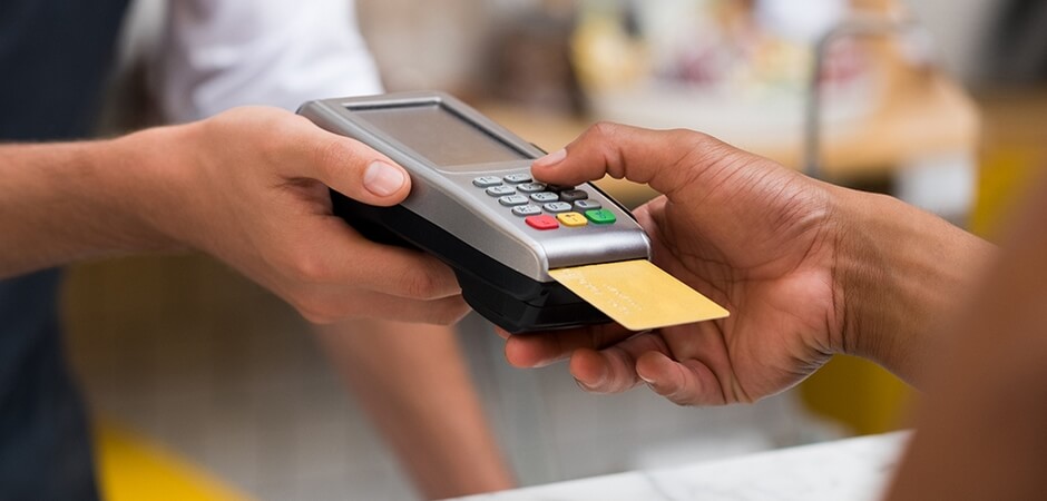 Quais as vantagens de antecipar vendas de cartão de crédito?